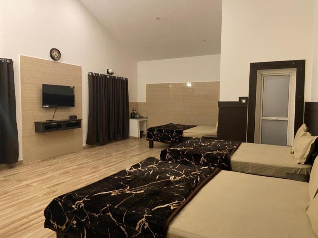 Rr Holidays - Home Stay Kodaikanal Eksteriør bilde